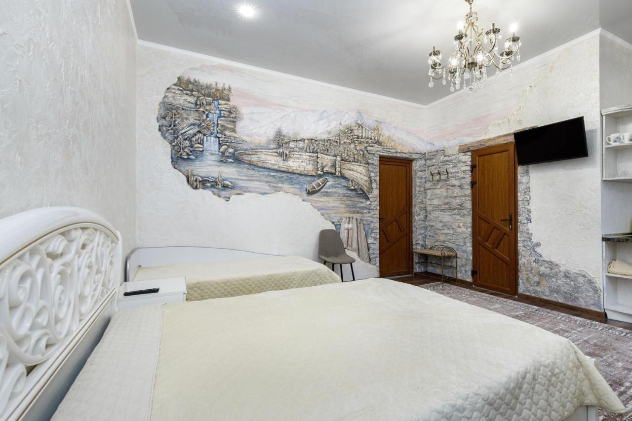 Апартаменти В Старому Місті Sweet House Kamianets-Podilskyi Ngoại thất bức ảnh