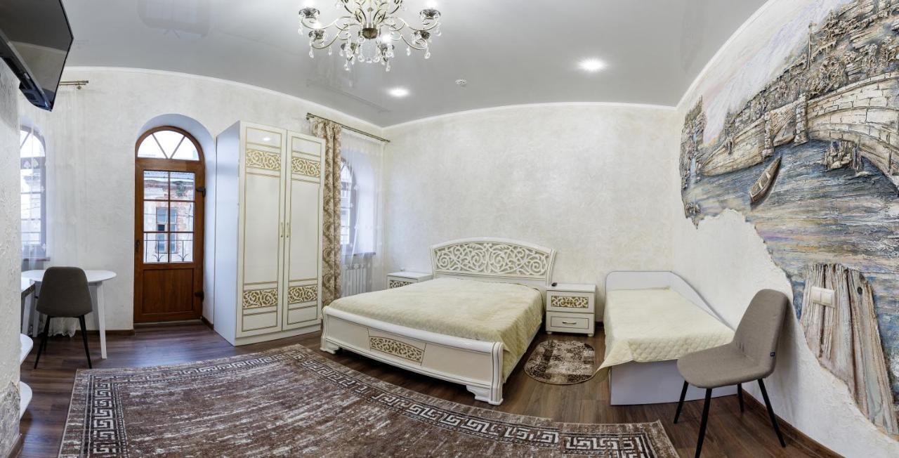 Апартаменти В Старому Місті Sweet House Kamianets-Podilskyi Ngoại thất bức ảnh