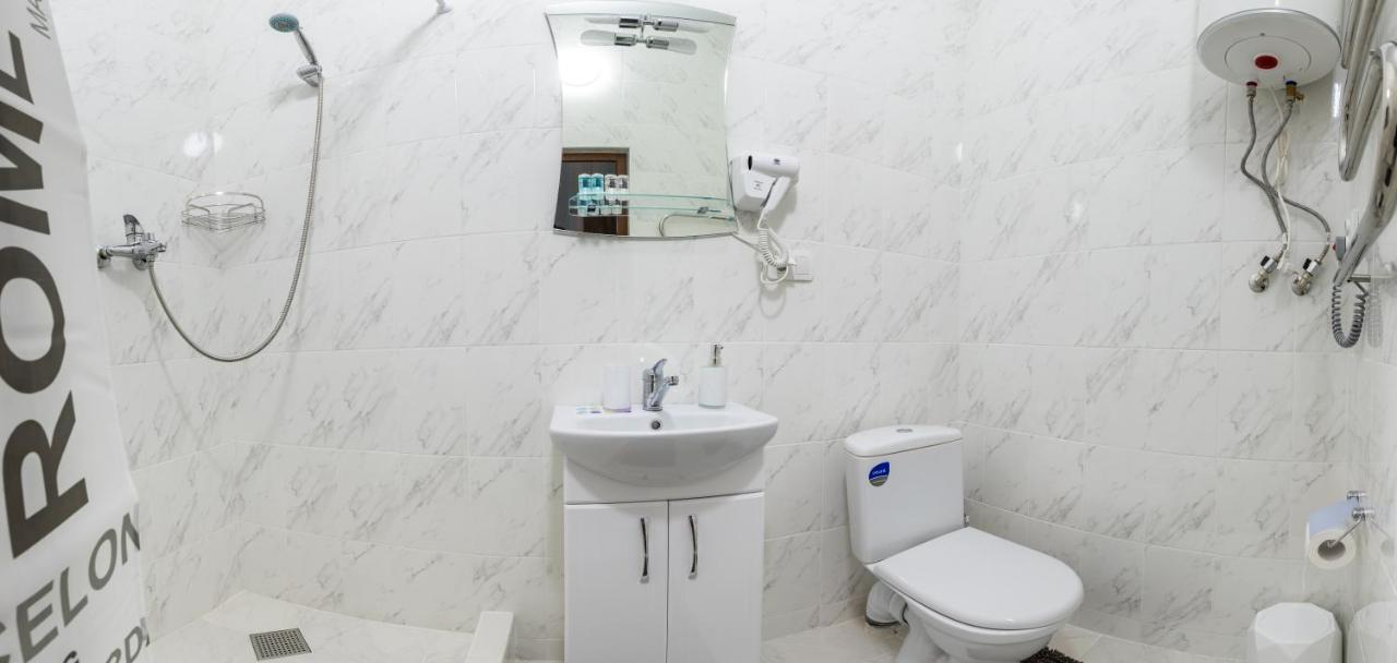 Апартаменти В Старому Місті Sweet House Kamianets-Podilskyi Ngoại thất bức ảnh