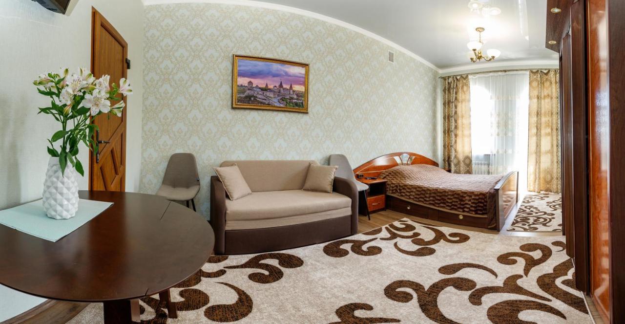 Апартаменти В Старому Місті Sweet House Kamianets-Podilskyi Ngoại thất bức ảnh