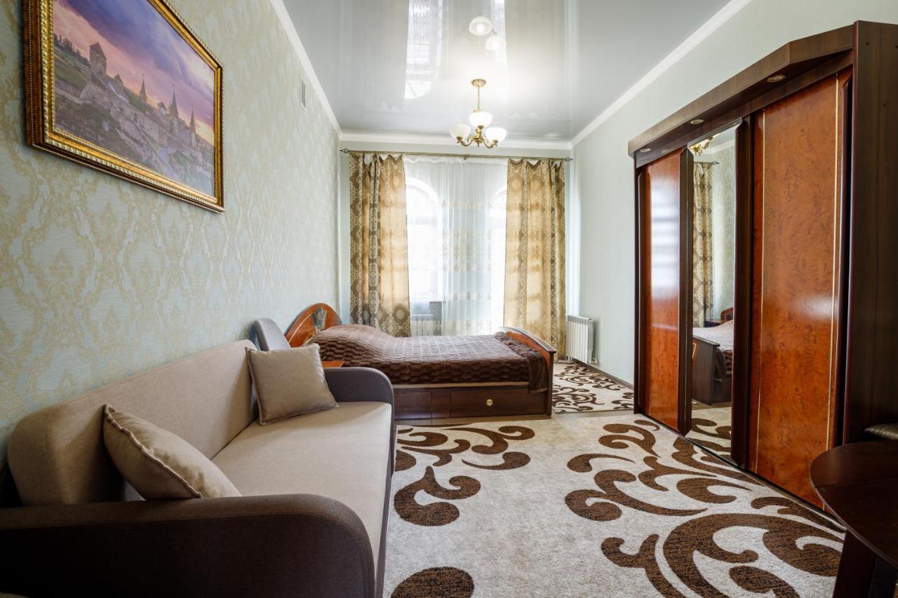 Апартаменти В Старому Місті Sweet House Kamianets-Podilskyi Ngoại thất bức ảnh