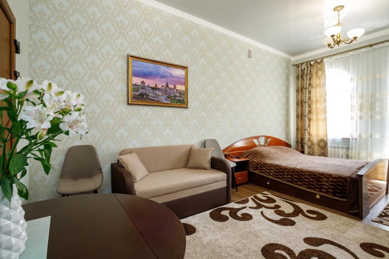 Апартаменти В Старому Місті Sweet House Kamianets-Podilskyi Ngoại thất bức ảnh